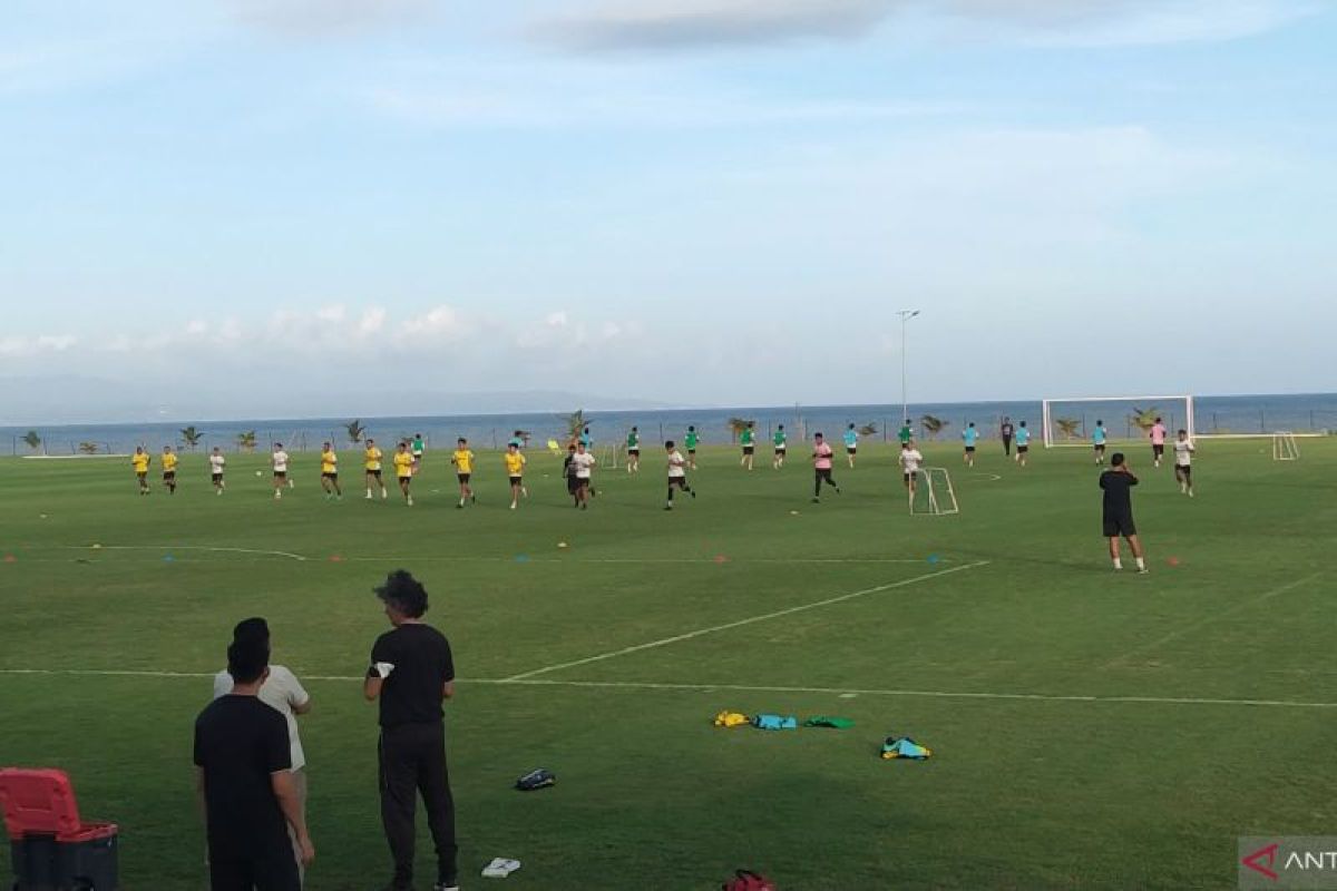 Bali United latihan perdana olah fisik pemain
