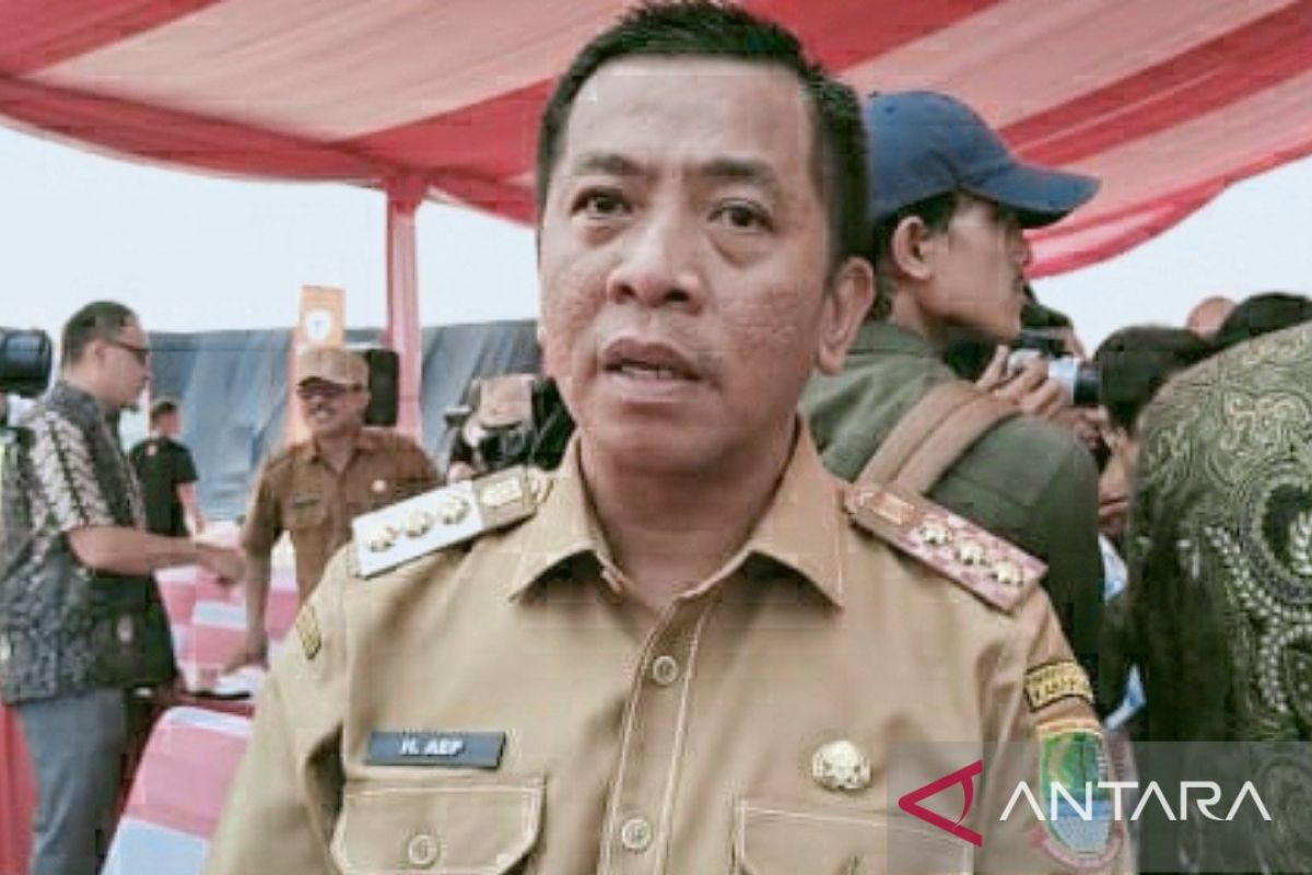 Pemkab Karawang putuskan hentikan sementara operasional pabrik pupuk