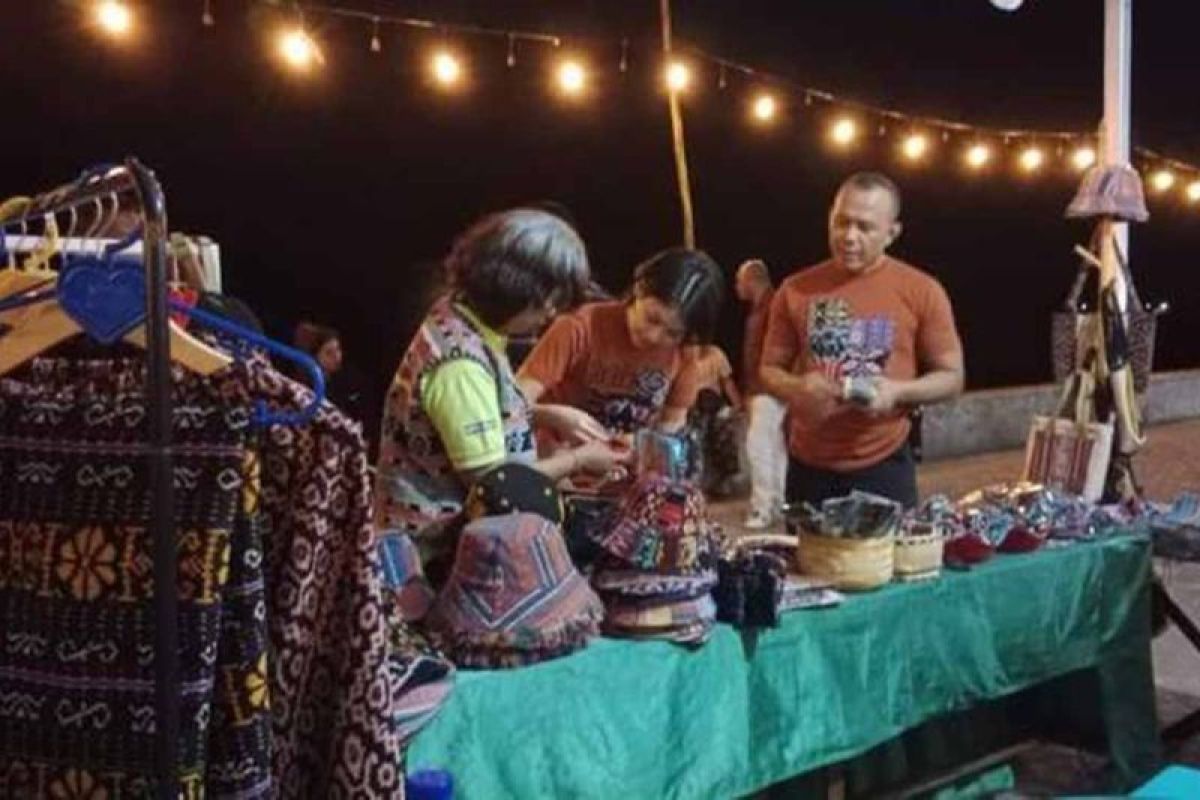 Festival Mini titik kumpul gerakan ekonomi di Larantuka-NTT