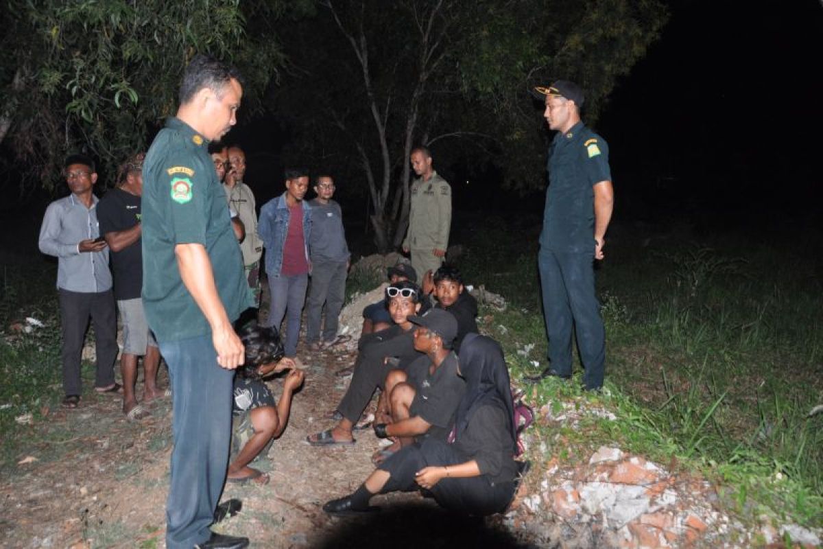 Satpol PP dan WH Aceh Besar tertibkan anak punk