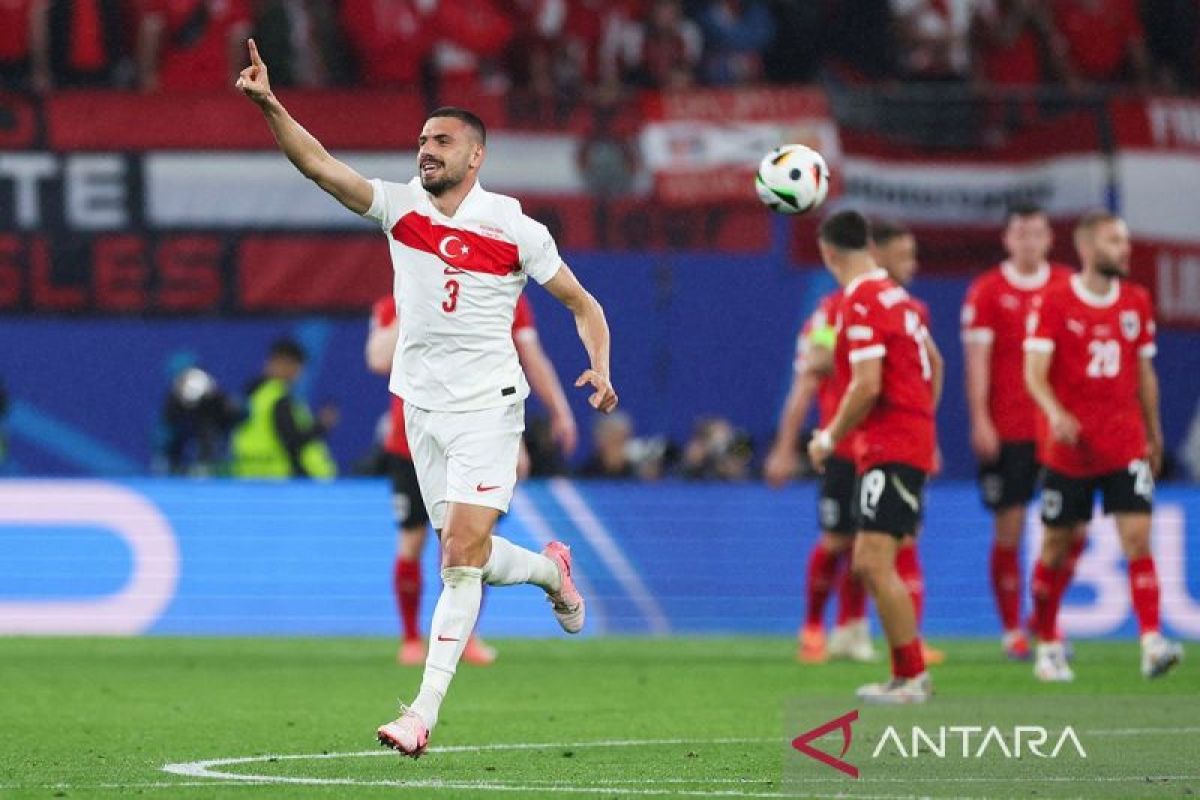 Dwigol Merih Demiral antar Turki melaju ke perempat finalPiala Eropa