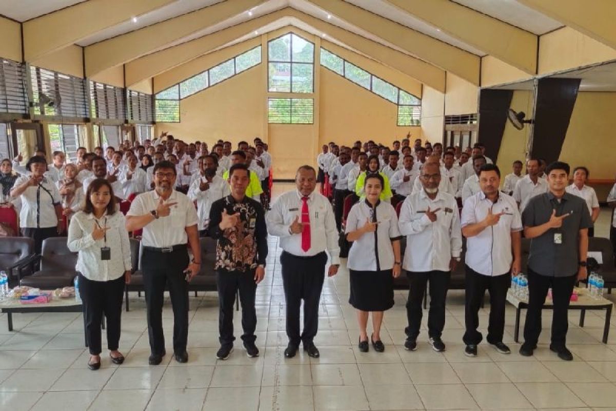 Pemprov Papua beri pelatihan kompetensi 112 pencari kerja