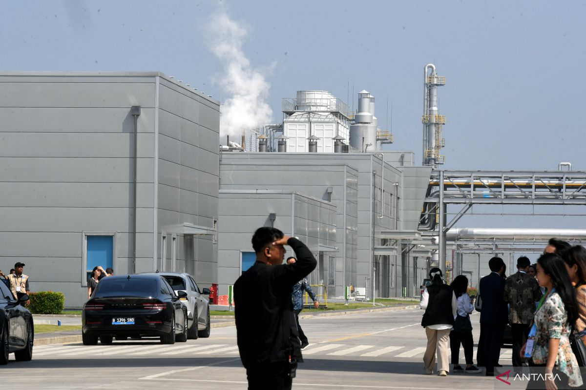 Ketua LG kunjungi pabrik baterai Indonesia tinjau operasi manufaktur