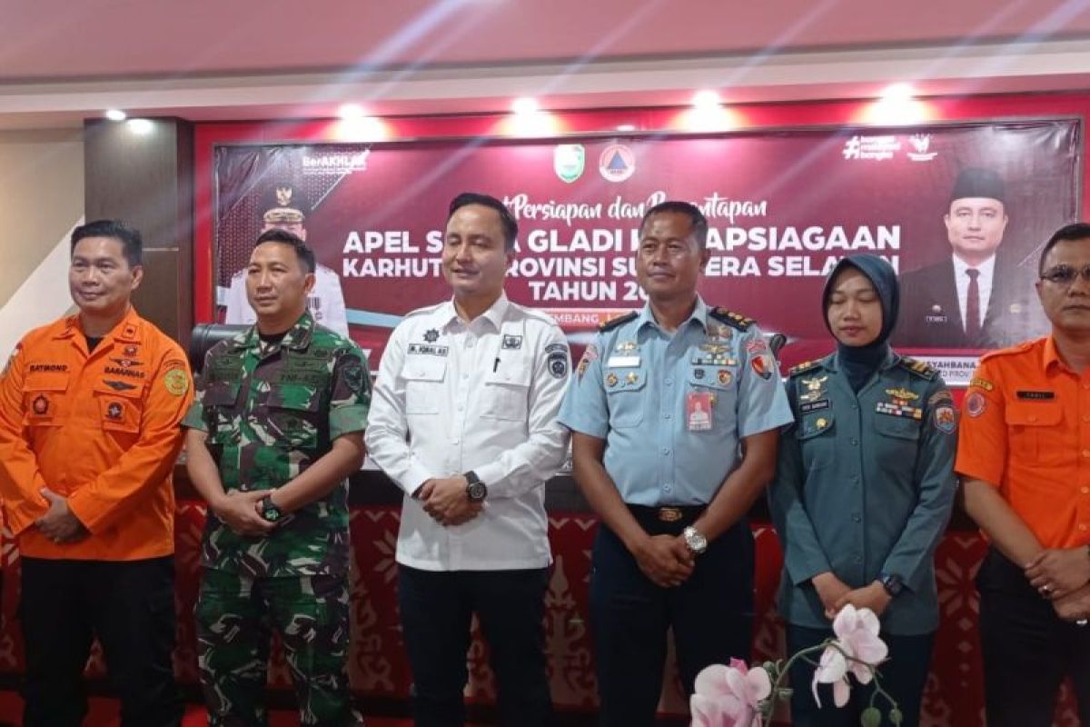 Airlangga pimpin apel kesiapsiagaan karhutla di Sumsel pada 19 Juli