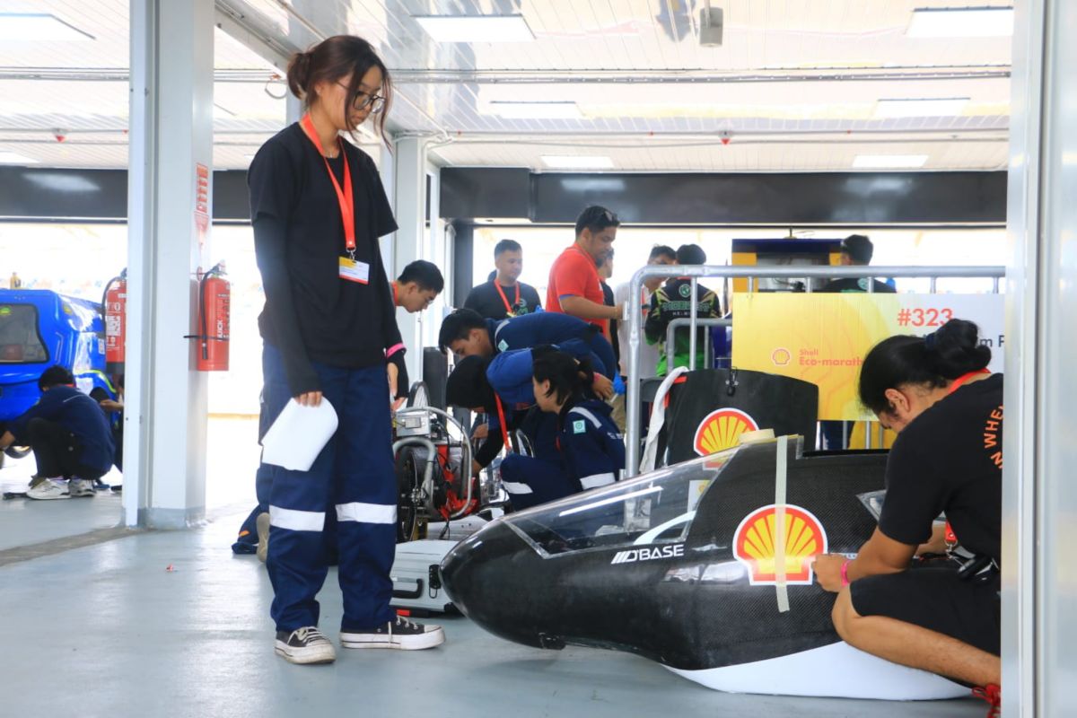 Peserta Shell Eco Marathon di Sirkuit Mandalika mulai berkompetisi