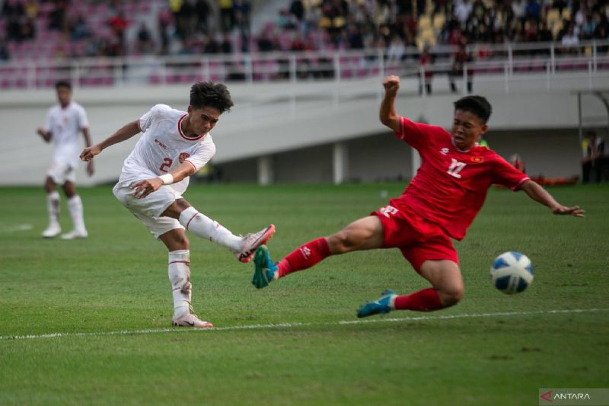 Piala AFF U-16 - Indonesia juara tiga, pesta 5-0 lawan Vietnam