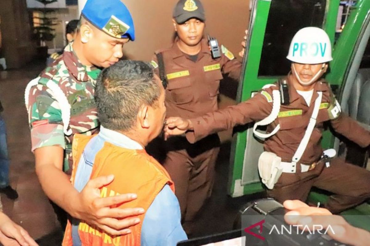 Kejari MBD tahan satu tersangka dugaan korupsi dana desa