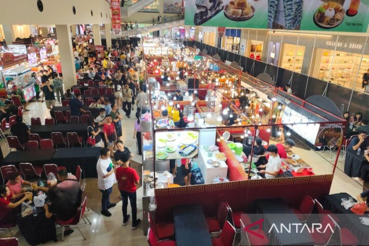 Festival makanan nonhalal di Paragon Solo kembali dibuka