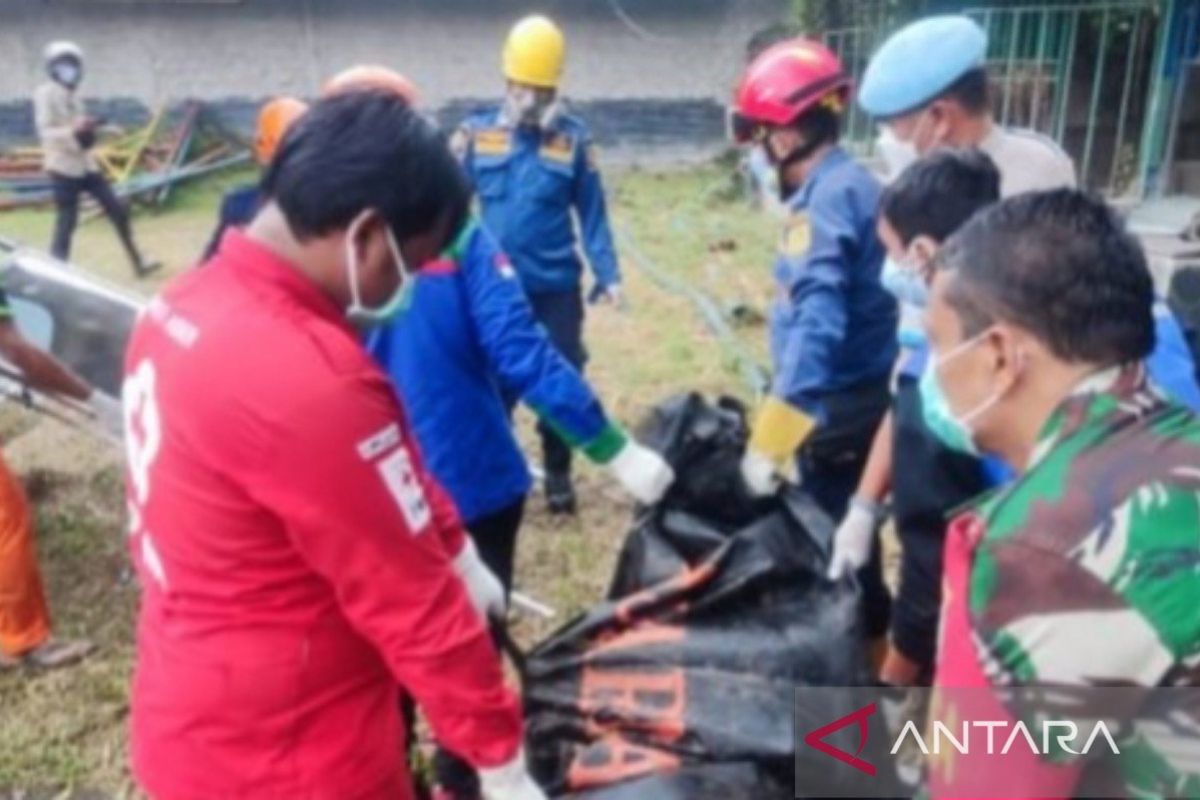 Polisi selidiki penemuan mayat pria kondisi mengenaskan di Cilebut Bogor