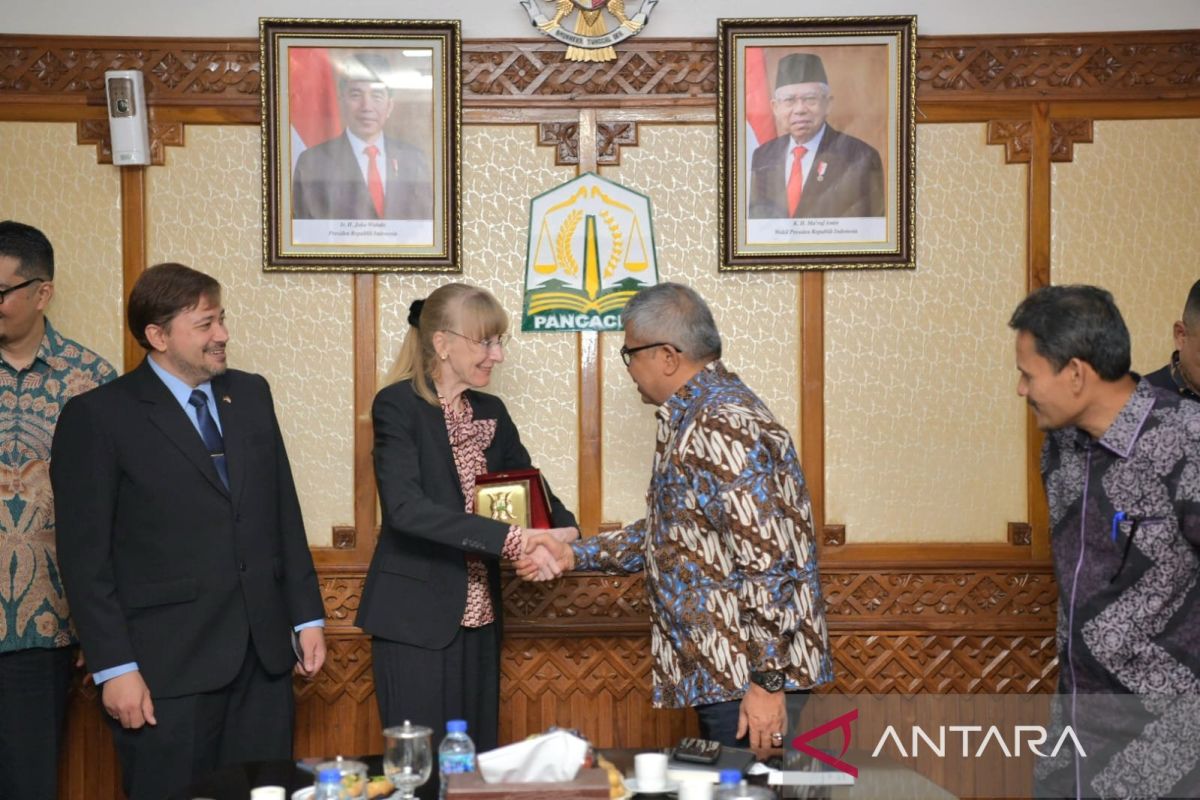 Bustami yakinkan Dubes Jerman, Aceh terbuka untuk investasi