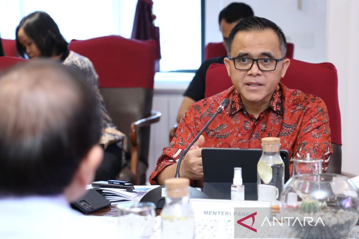 Para menteri di Indonesia mendorong sistem keuangan Islam yang kuat