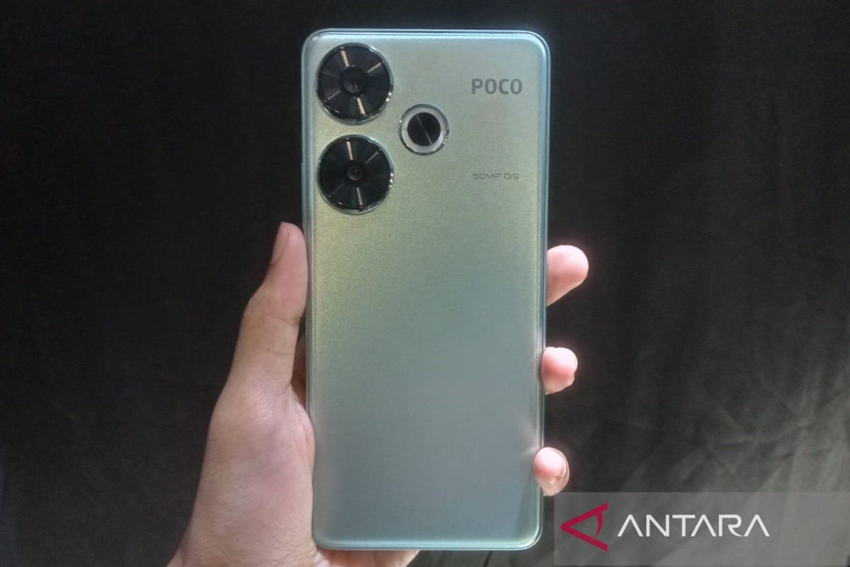 Poco luncurkan ponsel pintar flagship Poco F6, harga mulai Rp4,9 juta