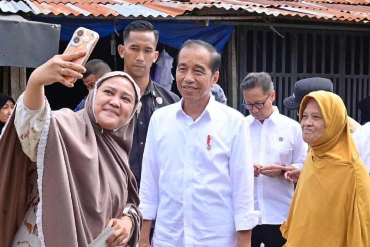 Presiden Jokowi pastikan pilkada berjalan baik usai pemberhentian Ketua KPU
