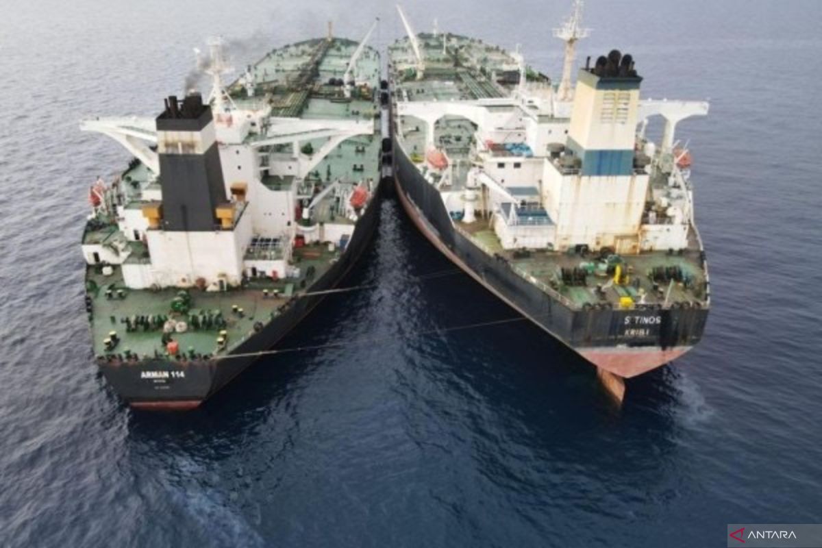 PN Batam panggil paksa nakhoda kapal super tanker MT Arman 114