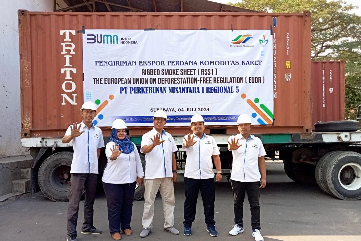 PTPN I Regional 5 perdana ekspor 40,5 ton karet standar EUDR ke AS