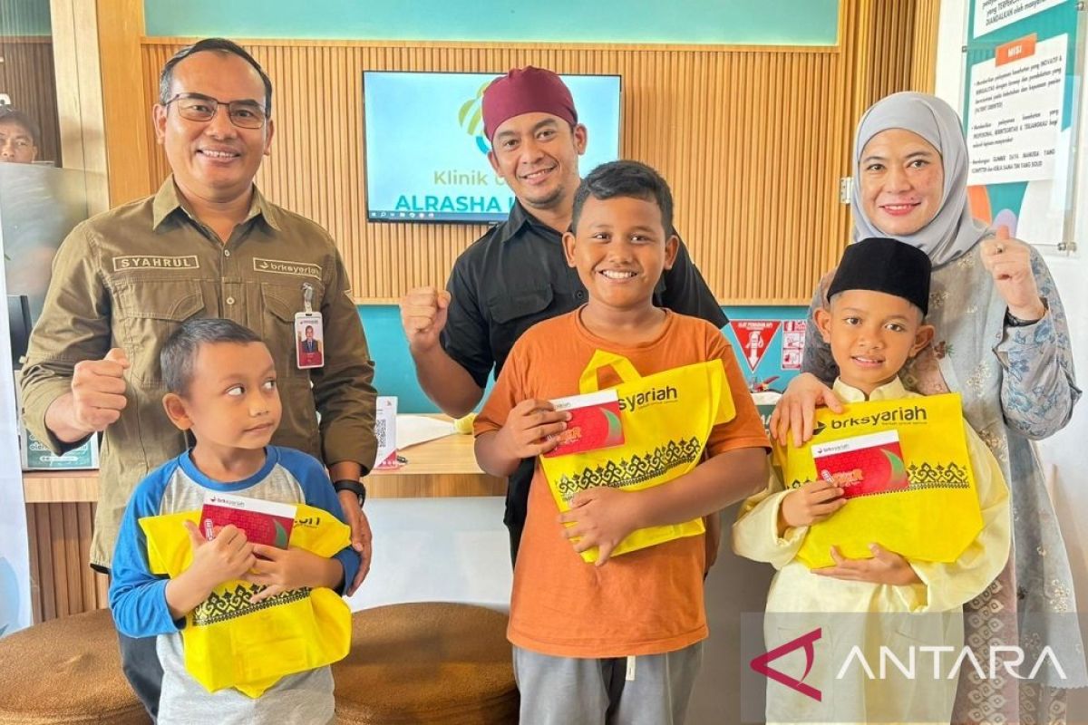 BRK Syariah Tanjungpinang Pamedan gelar khitan massal anak dhuafa