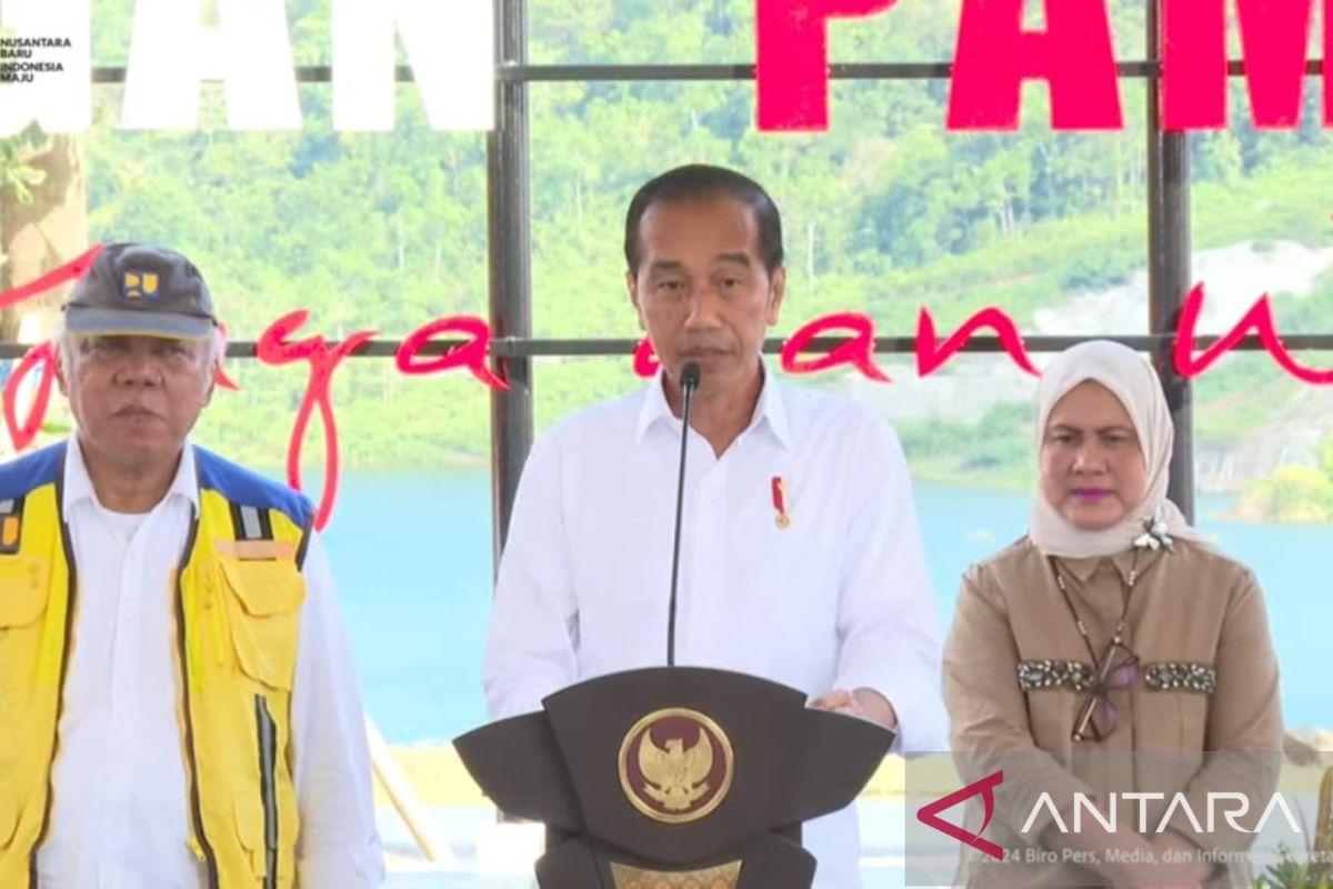 Presiden Jokowi meresmikan Bendungan Pamukkulu Sulsel yang dibangun sejak 2017