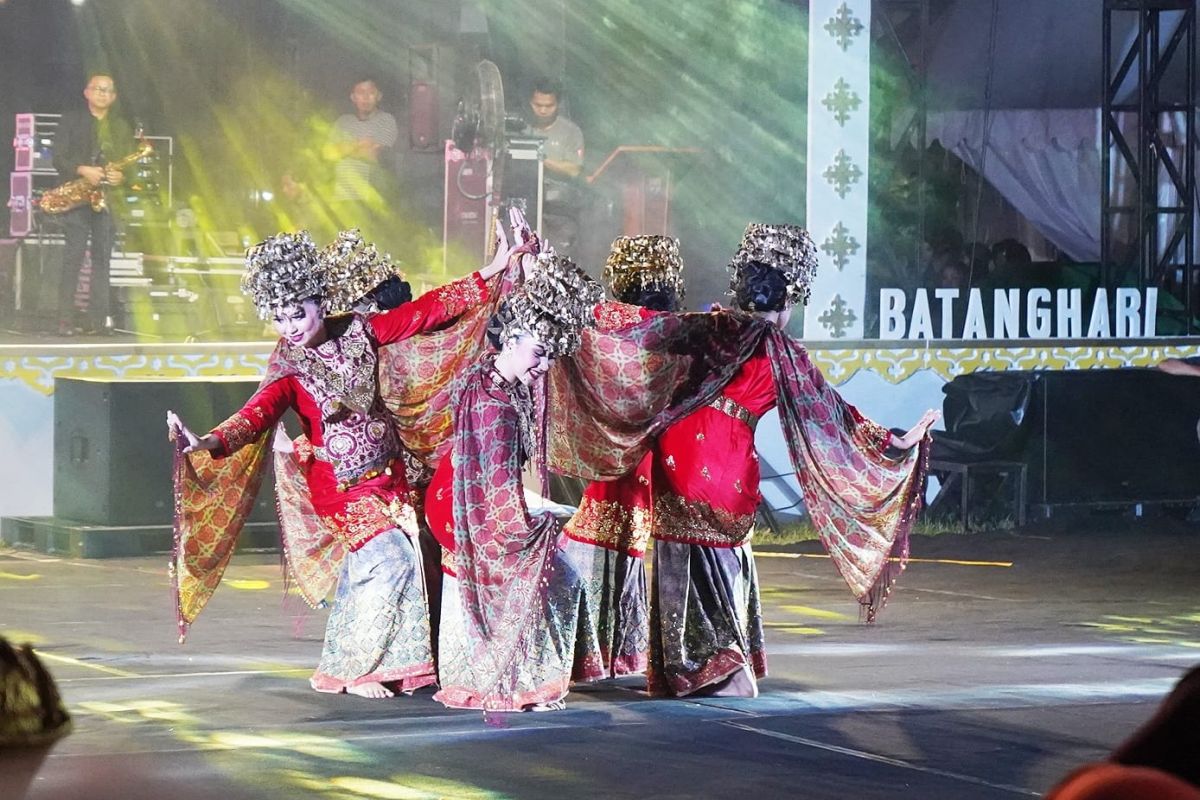 Pemprov Jambi angkat khazanah budaya daerah melalui Festival Batanghari