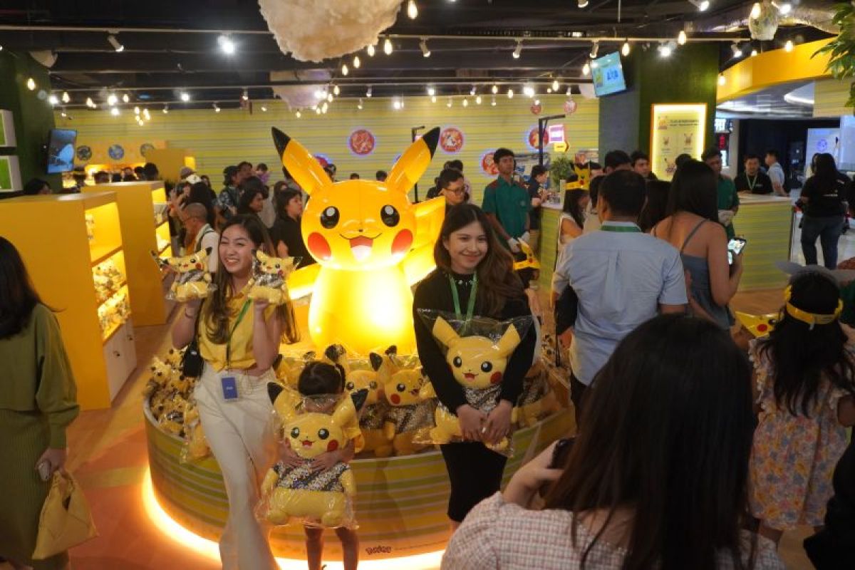 Toko pernak-pernik Pokemon hadir di Surabaya - ANTARA News Jawa Timur