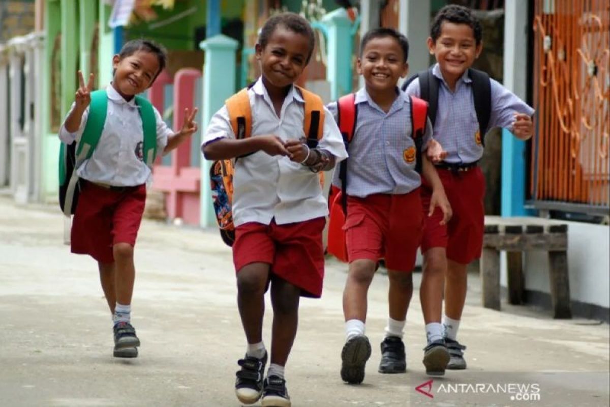 Tips siapkan mental anak agar semangat masuk sekolah