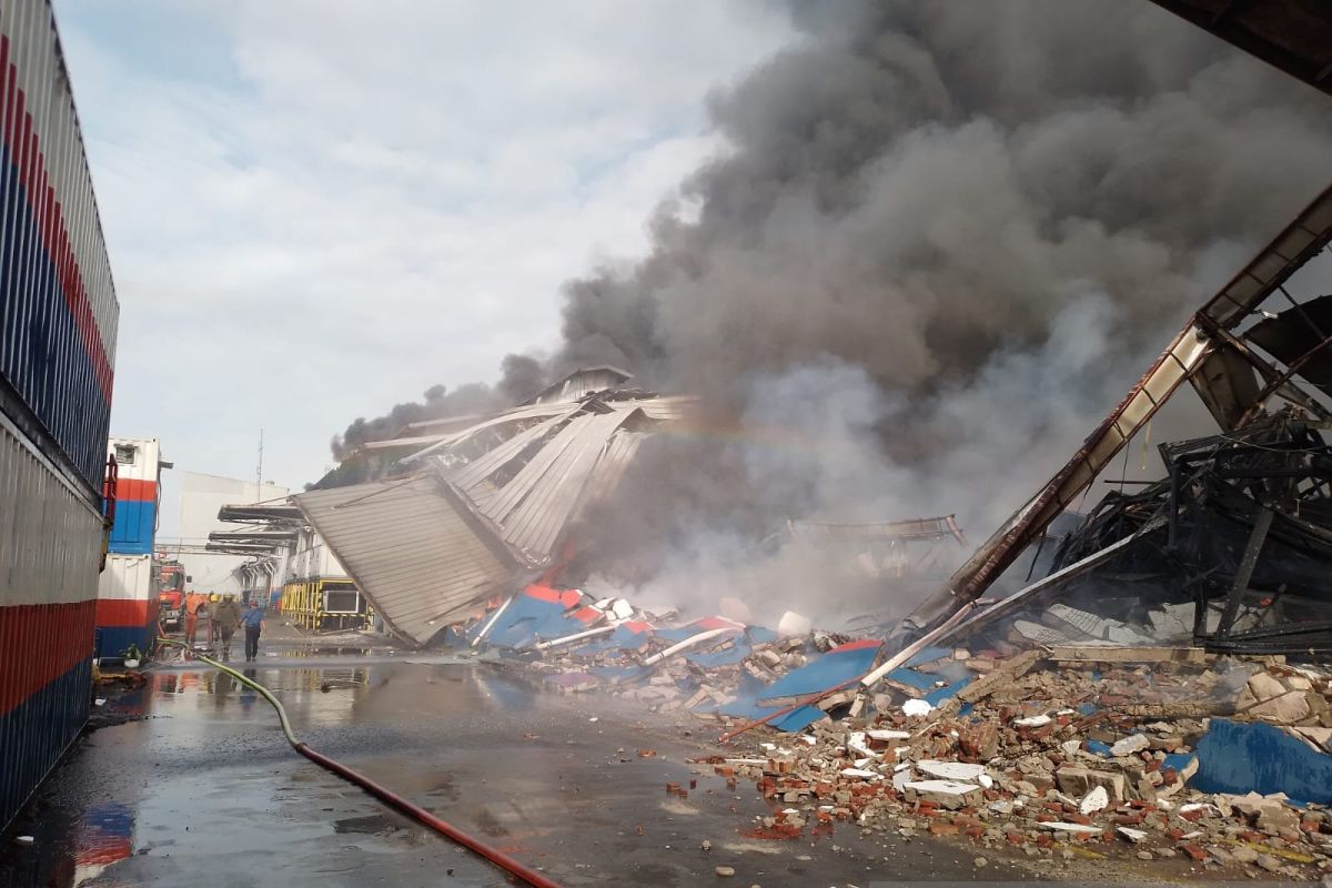 Pabrik makaroni di Tangerang terbakar Minggu siang - ANTARA News