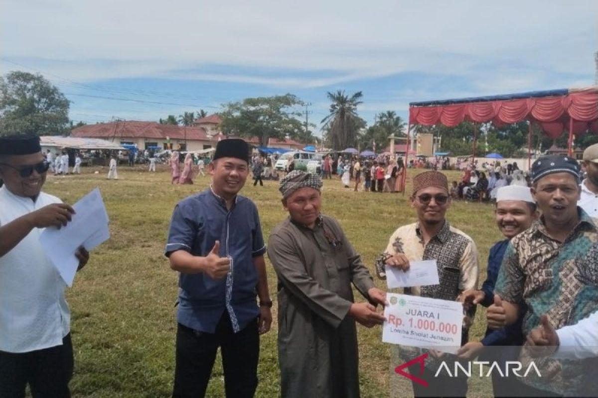 Peringatan Tahun Baru Islam Kecamatan Lubuk Barumun meriah, ada penyerahan hadiah lomba