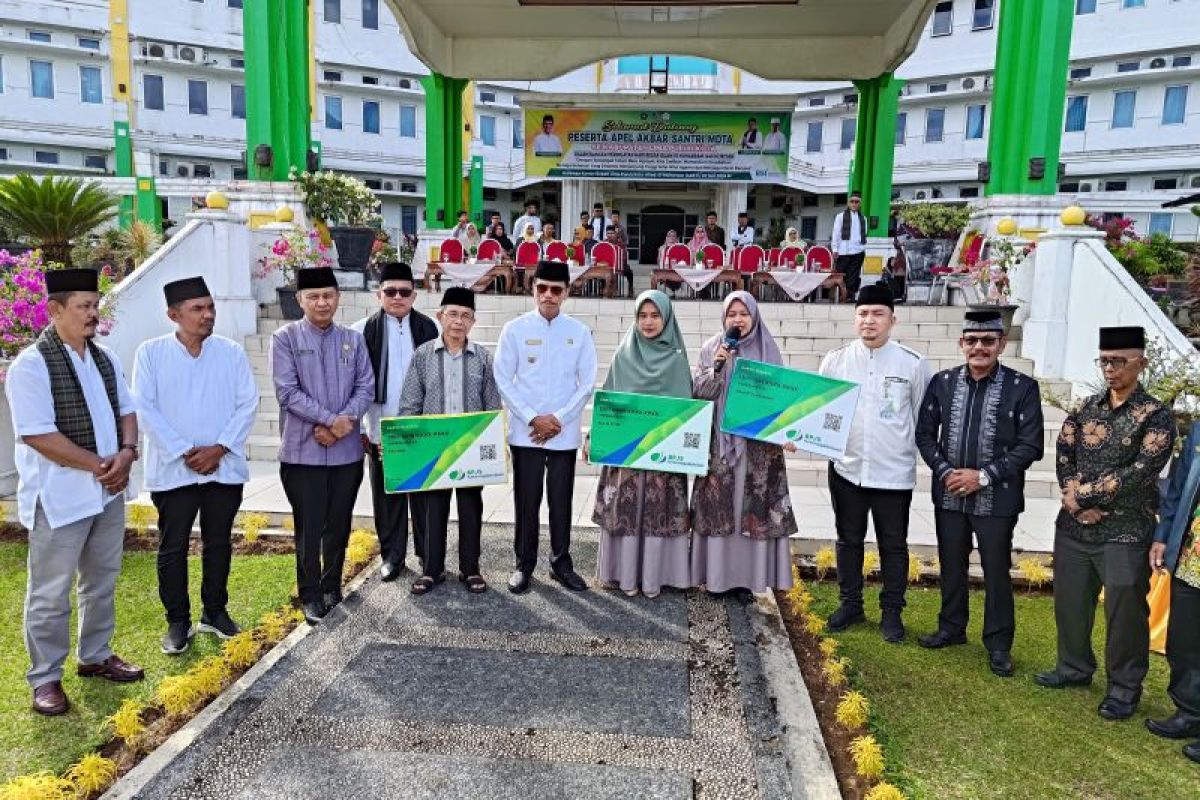 Bupati Lima Puluh Kota lindungi 3.284 pekerja agama melalui Program BPJS Ketenagakerjaan