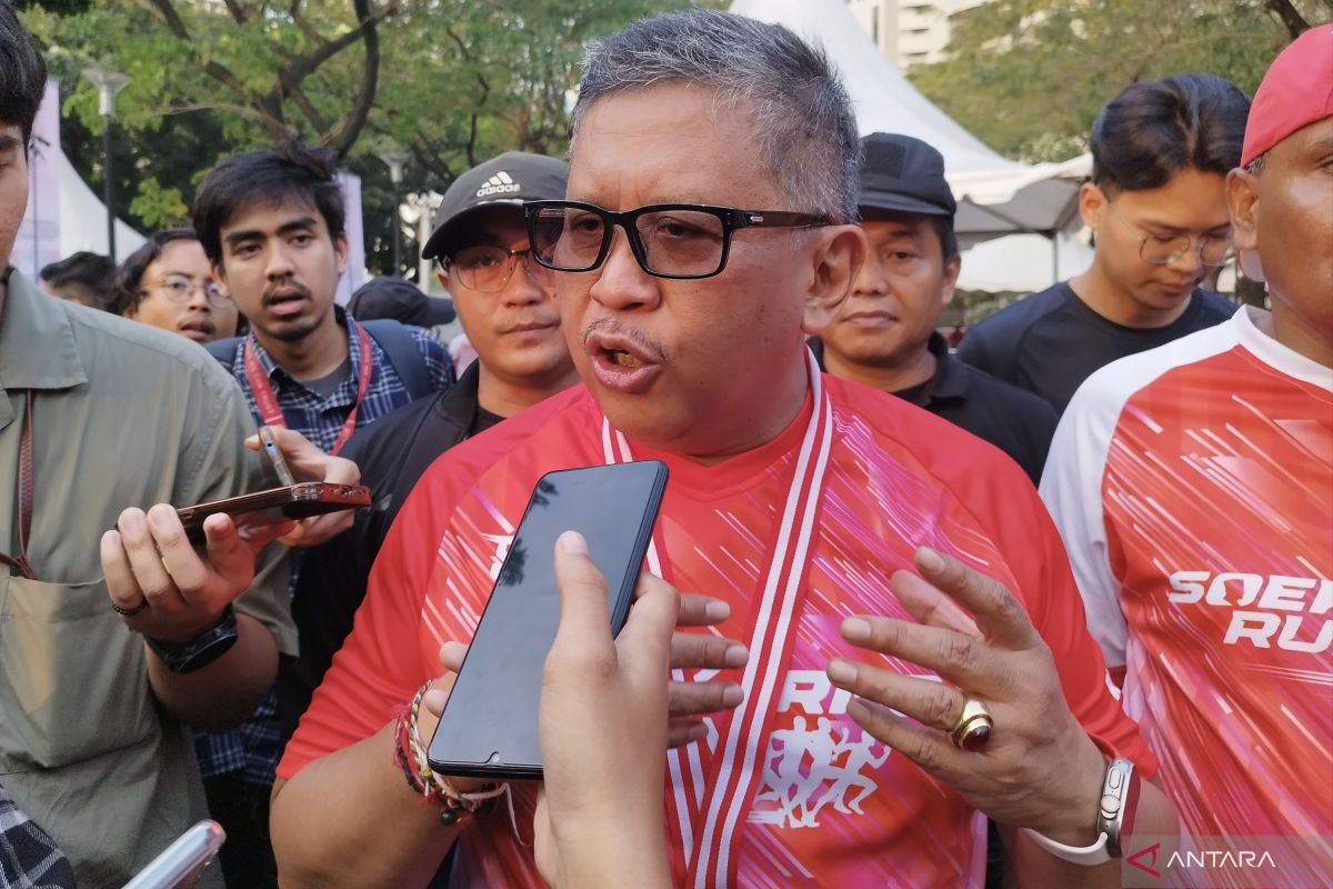 Hasto bilang  ingin membawa PDIP pimpin pergerakan rakyat