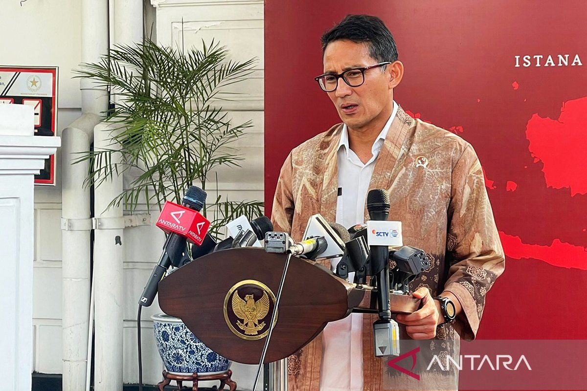 Sandiaga pastikan iuran pariwisata via tiket pesawat dibatalkan