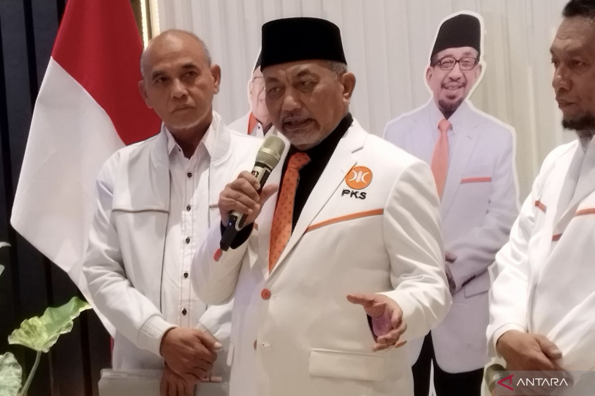 PKS ralat dukungan terhadap Bobby, ini kata Presiden PKS