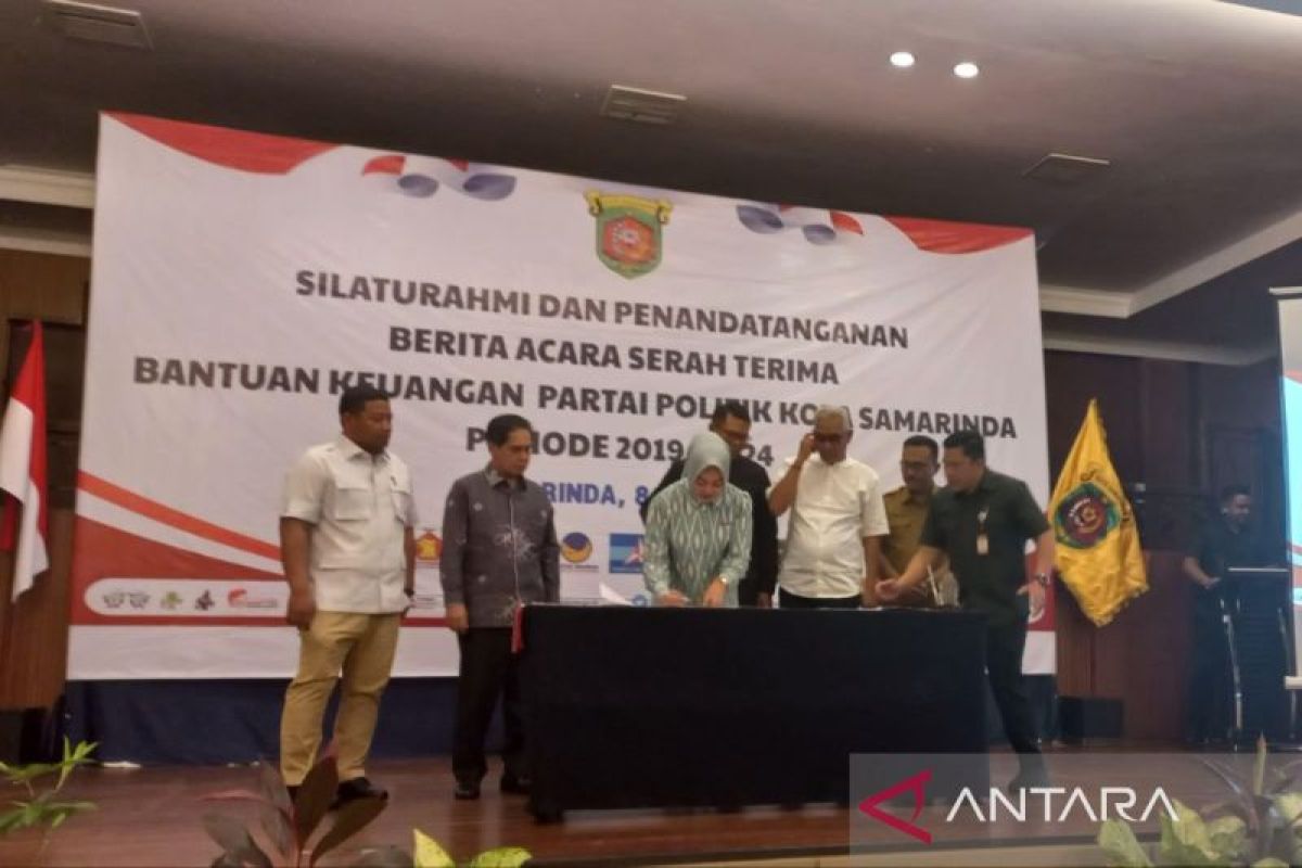 Pemkot Samarinda bantu keuangan 10 parpol senilai  Rp1,39 miliar