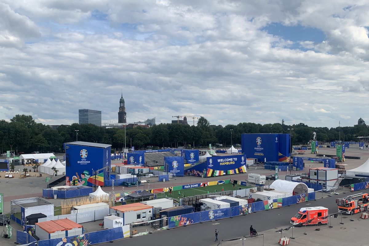 Tidak ada laga, Fan Zone di Hamburg tutup untuk publik