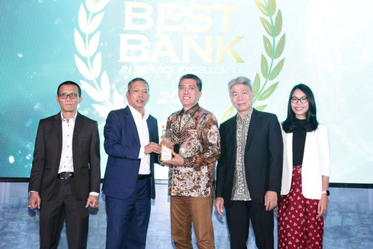 Bank Kalsel sabet Lima penghargaan pada Best Bank In Serivce Excellence 2024