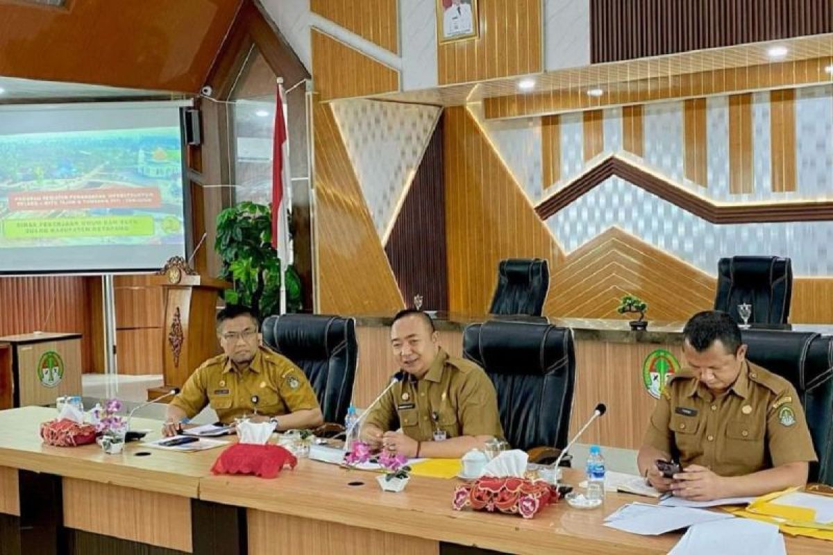 Pengerjaan Jalan Pelang-Batu Tajam dianggarkan Rp 57 miliar