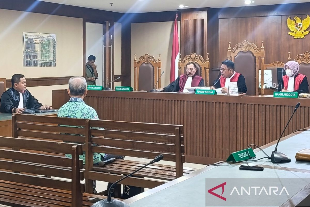 Sidang pembacaan tuntutan Jemy Sutijawan dalam kasus BTS 4G ditunda