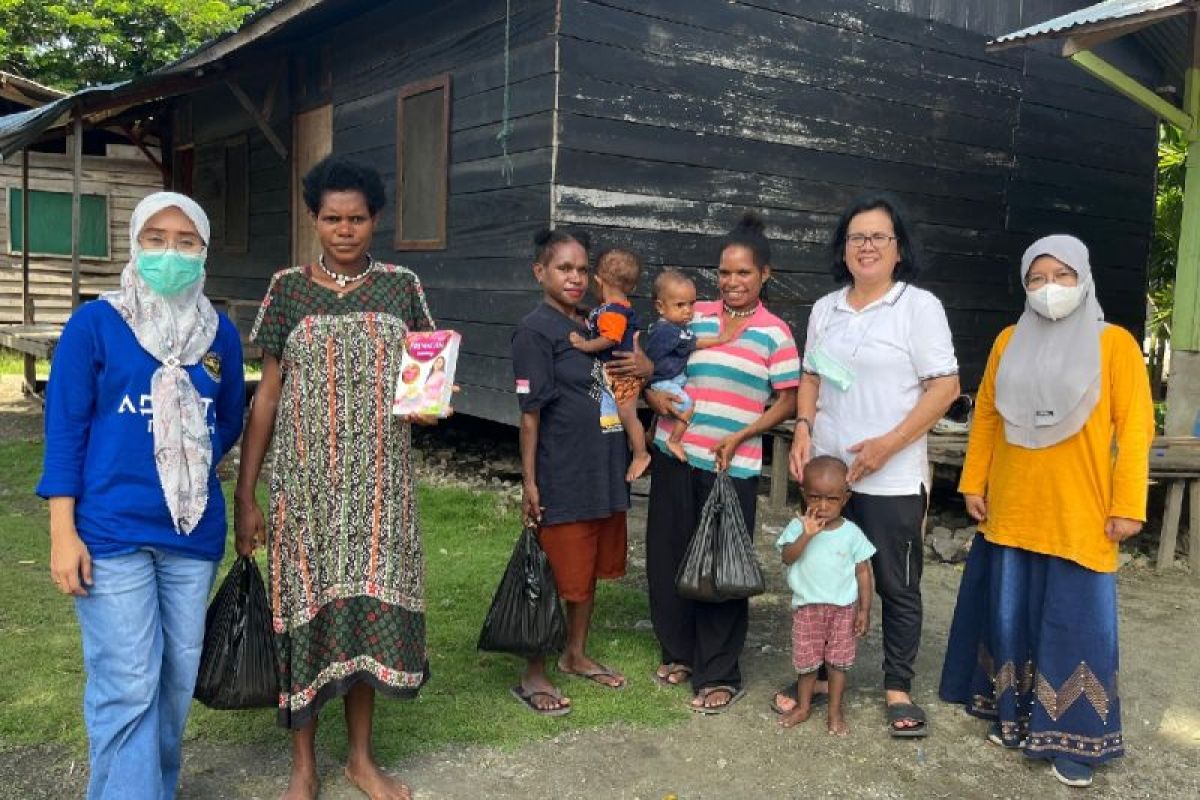 PT AP I bantu makanan tambahan ibu hamil dan balita di Sentani