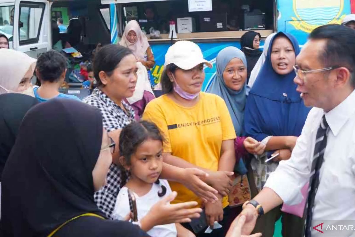 Warga pedesaan Bekasi antusias sambut program Botram Masuk Desa