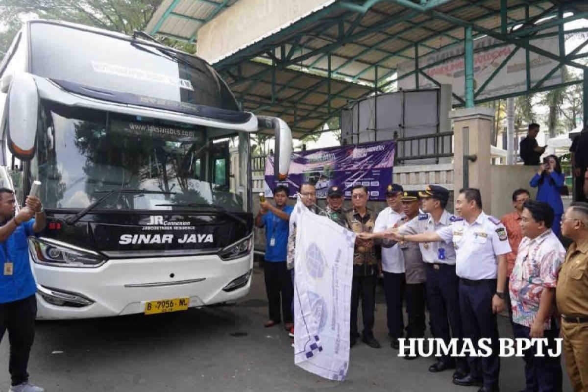 Kemenhub tingkatkan konektivitas di Bekasi dengan angkutan umum JRC