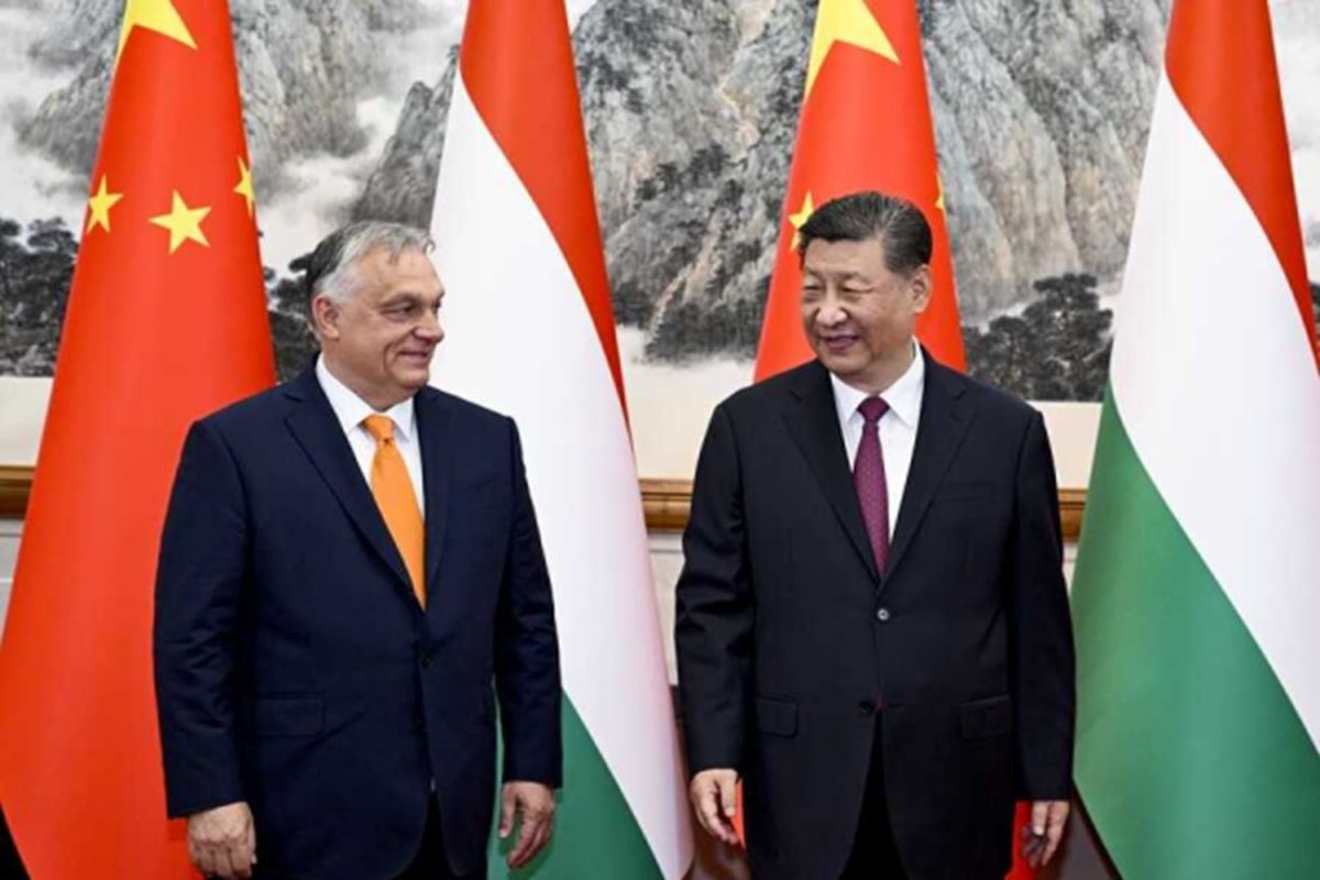 Presiden Xi Jinping dan PM Hongaria diskusi solusi Ukraina di Beijing