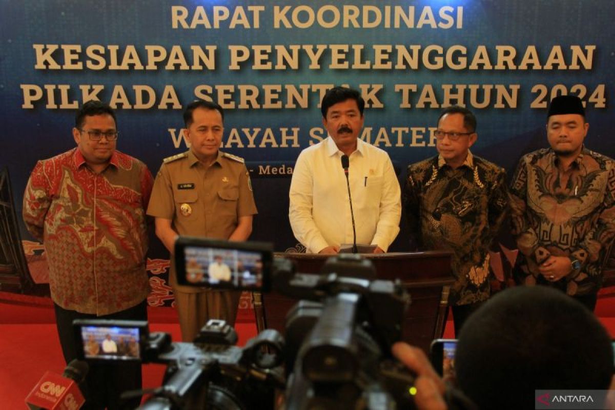 Politik,  dari persiapan pilkada hingga Kaesang sambangi Golkar