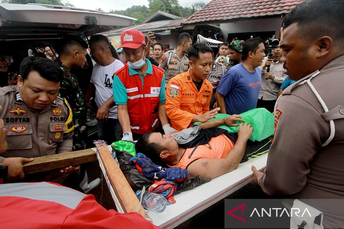 Korban tambang longsor Gorontalo 104 orang, Tim SAR ungkap penyebabnya