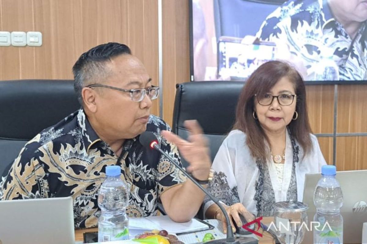 Guru Besar: Pemerintah jangan sampai abaikan eksistensi hukum adat