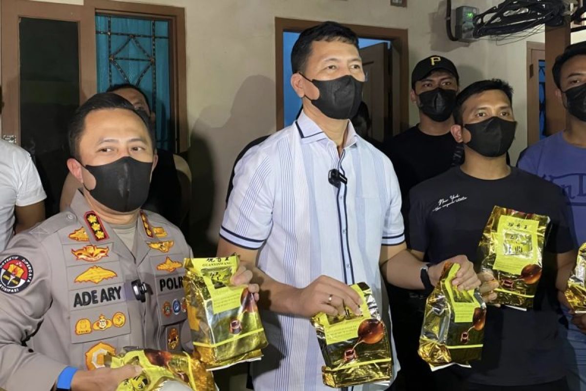 Polisi gagalkan peredaran 20 kilogram sabu, ini tersangkanya