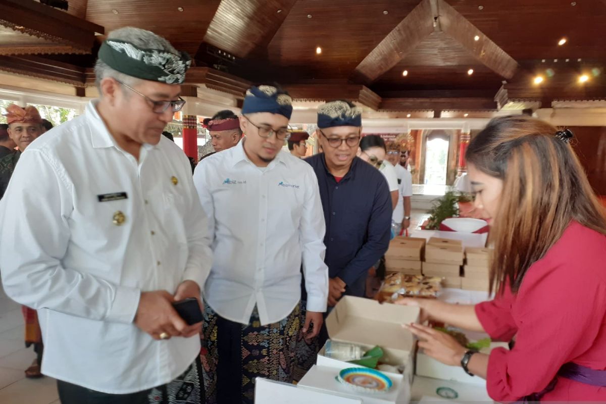 Bupati Gianyar hadiri temu bisnis UMKM