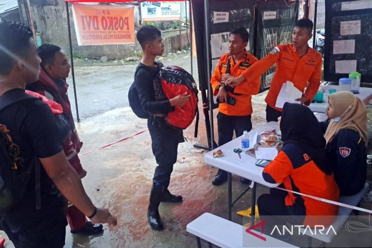 Operasi SAR korban longsor tambang di Gorontalo dihentikan sementara