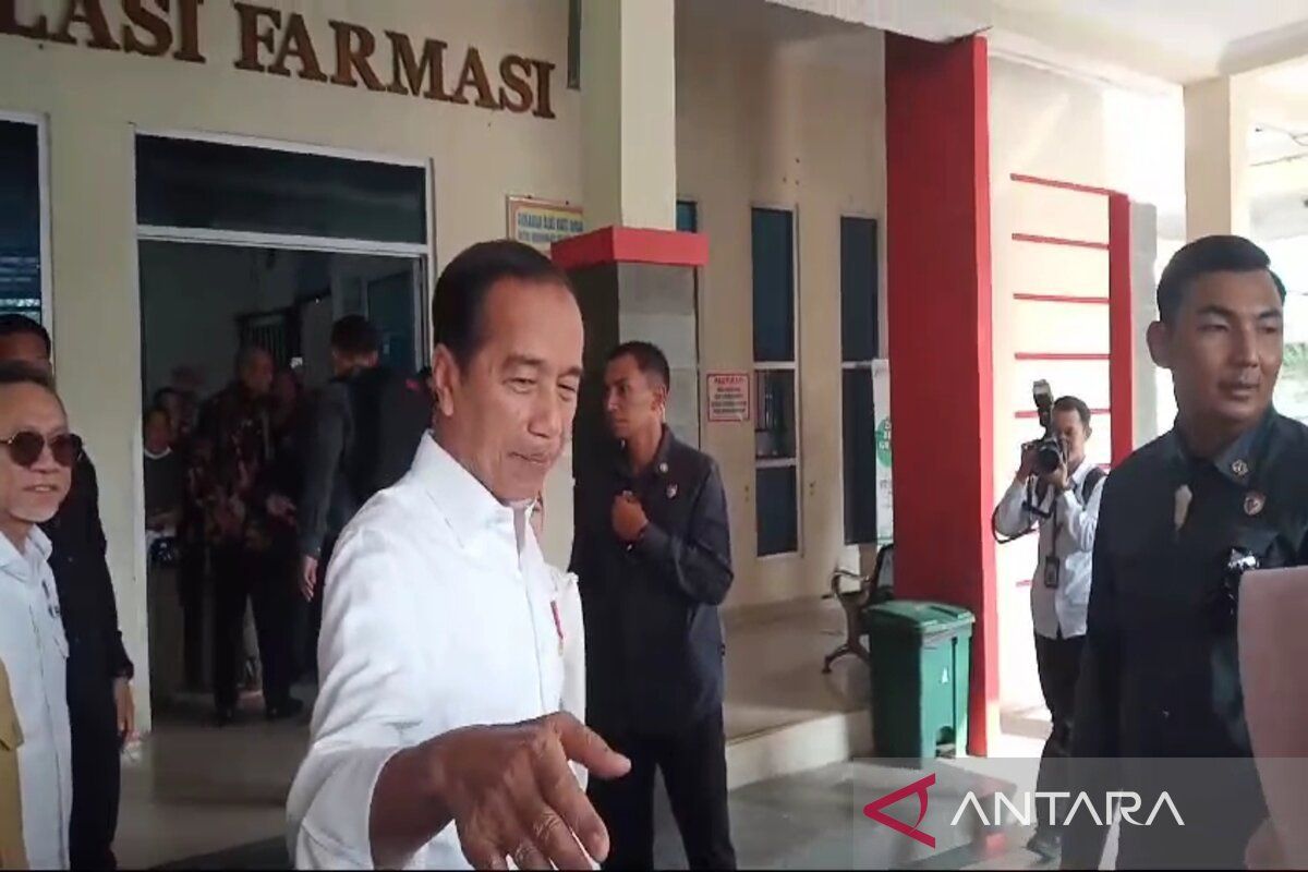 Presiden Jokowi tinjau fasilitas kesehatan di RSUD Bob Bazar Lampung