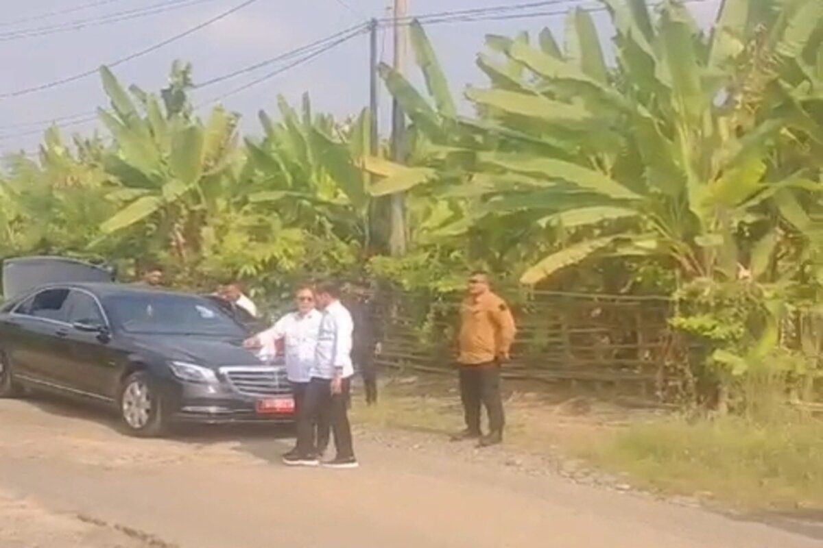 Jokowi instruksikan perbaikan jalan rusak di Lampung Selatan