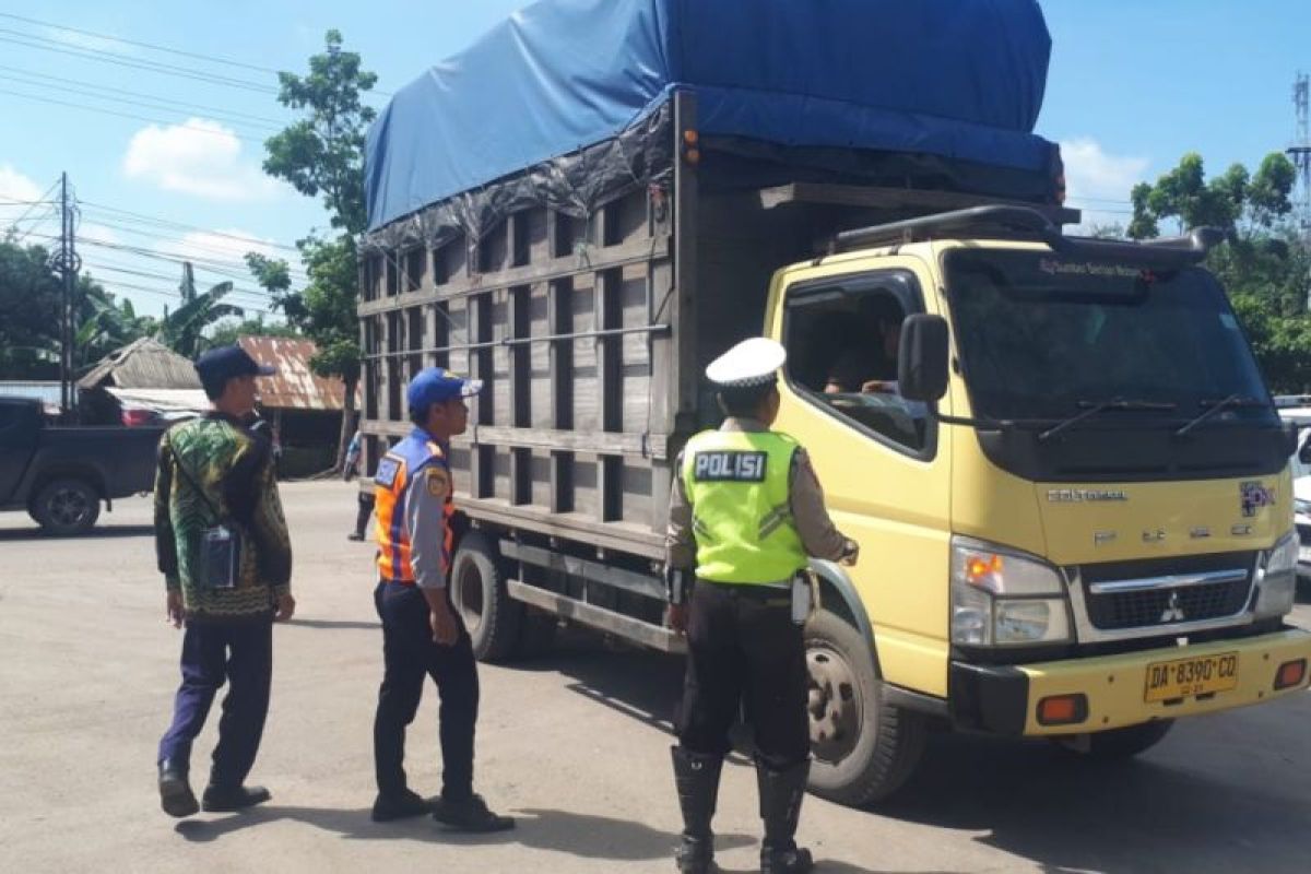 Tim gabungan tertibkan ODOL di Balangan