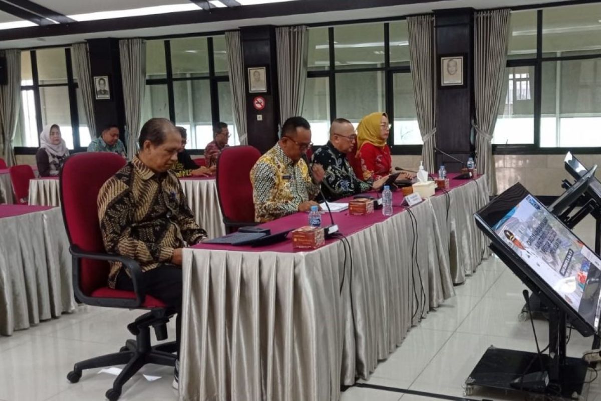 Penjabat Bupati Probolinggo sampaikan capaian kinerja ke Kemendagri