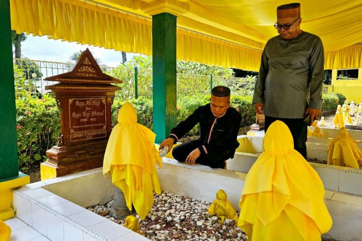 Jelang dilantik, Ketua KKSS Kepri ziarah ke Makam Raja Haji Fisabilillah